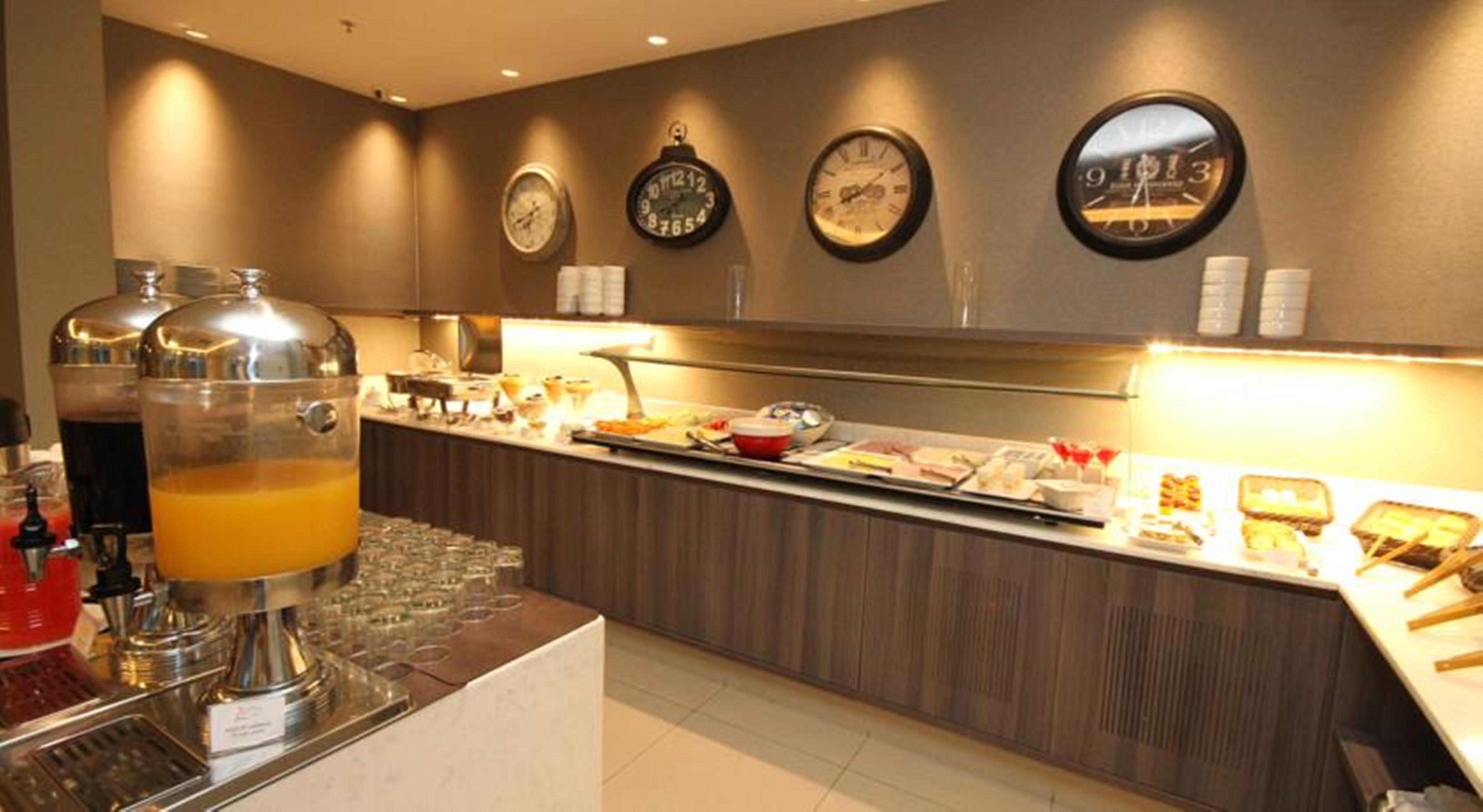 Hotel Promenade Link Barra Da Tijuca 4*